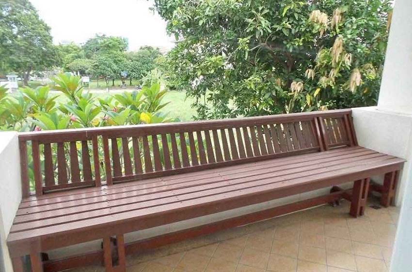 House with Shared Pool in Srinakarin 